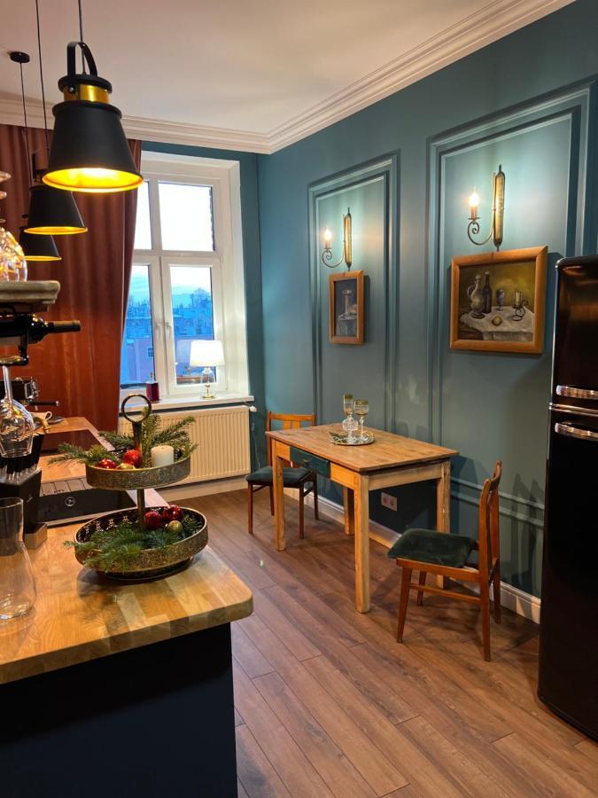 Apartament Baron ***** Jelenia Góra Exteriör bild